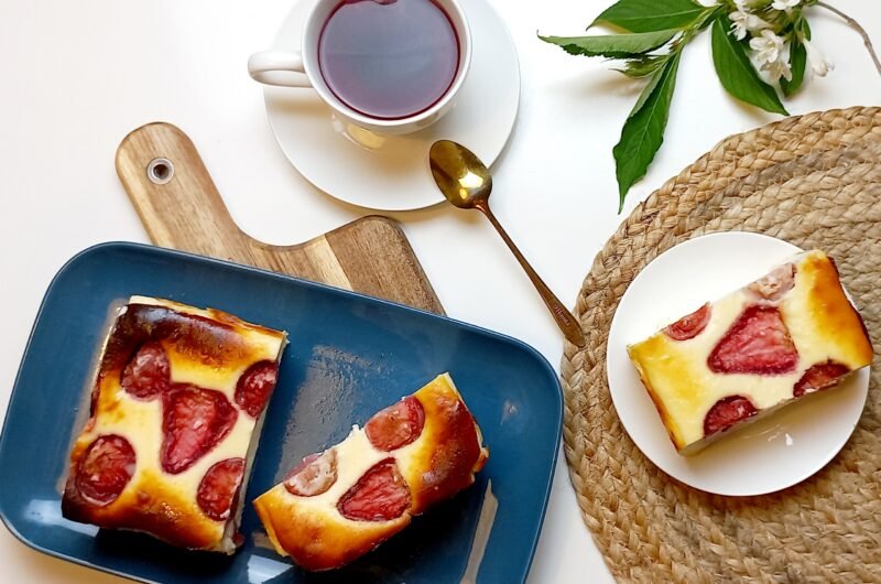 Creamy Cheesecake with Strawberry