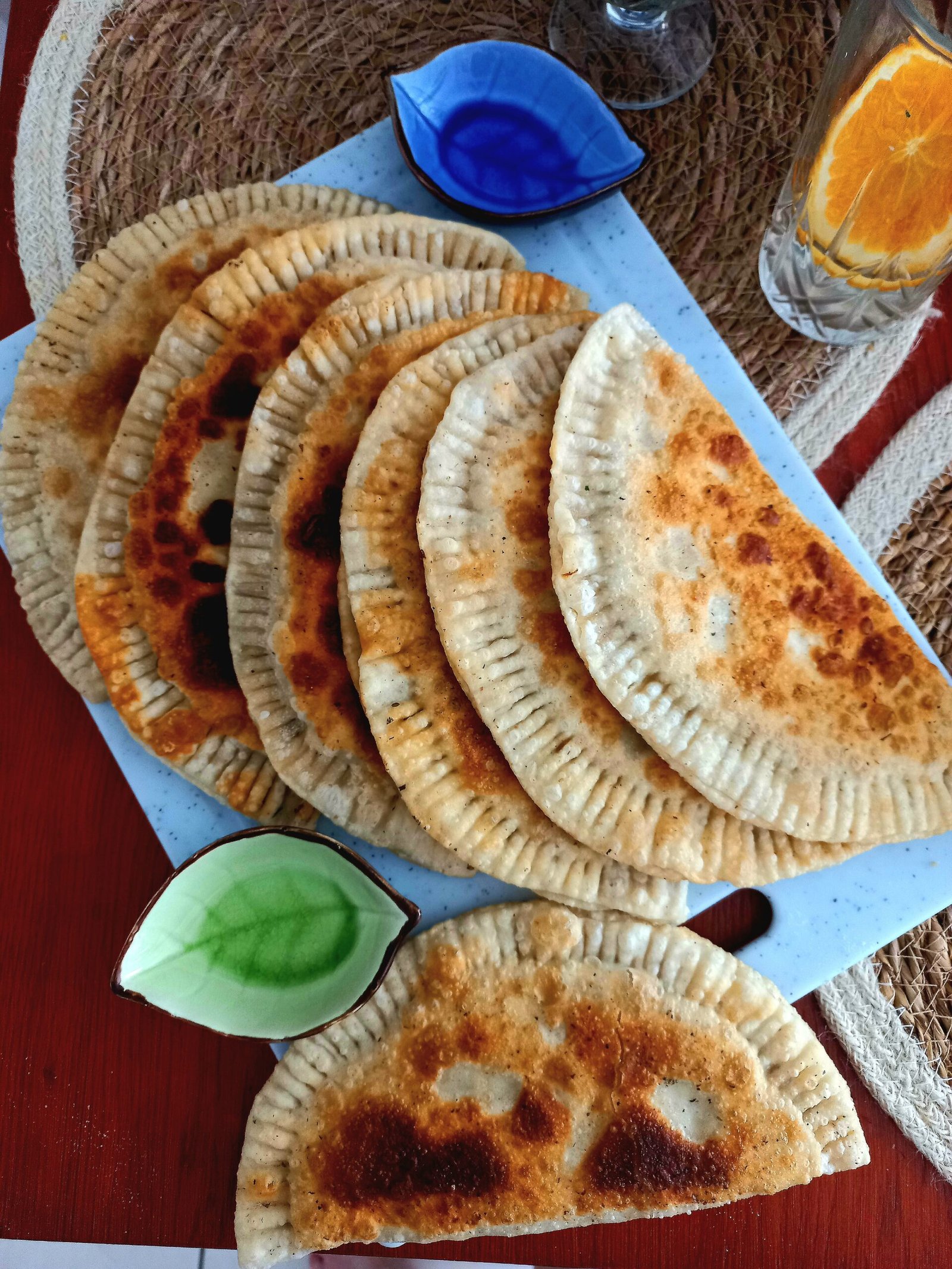 BUTTERY TRIANGLES WITH CHEESE & HAM