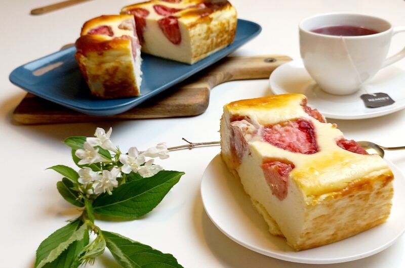 Creamy Cheesecake with strawberries
